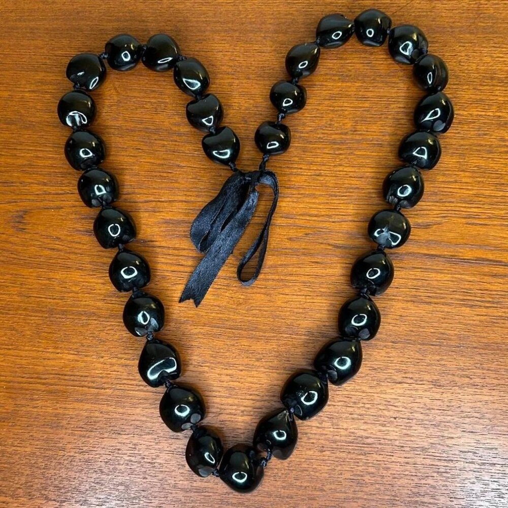Vintage Hawaiian Kukui Nut Lei Necklace